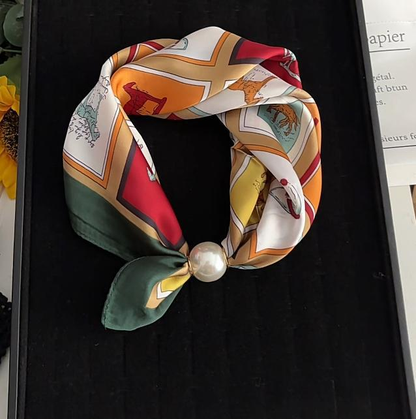 🧣 Effortless Glamour: Pop-On Pearl Necklace Scarf ✨