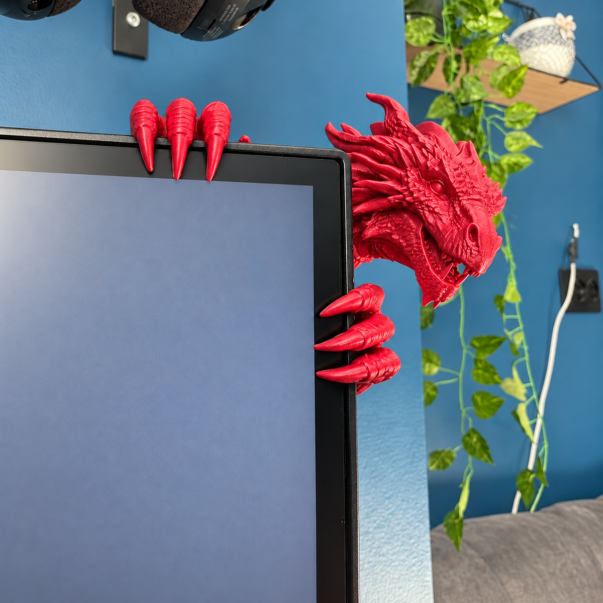 🐉 Legendary Dragon Screen Guardian – Fantasy Monitor Decor