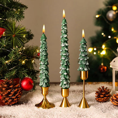 🎄 10-Inch Christmas Tree Candle – Add a Cozy Holiday Glow to Your Home! 🕯️🛒（Candlesticks not included）