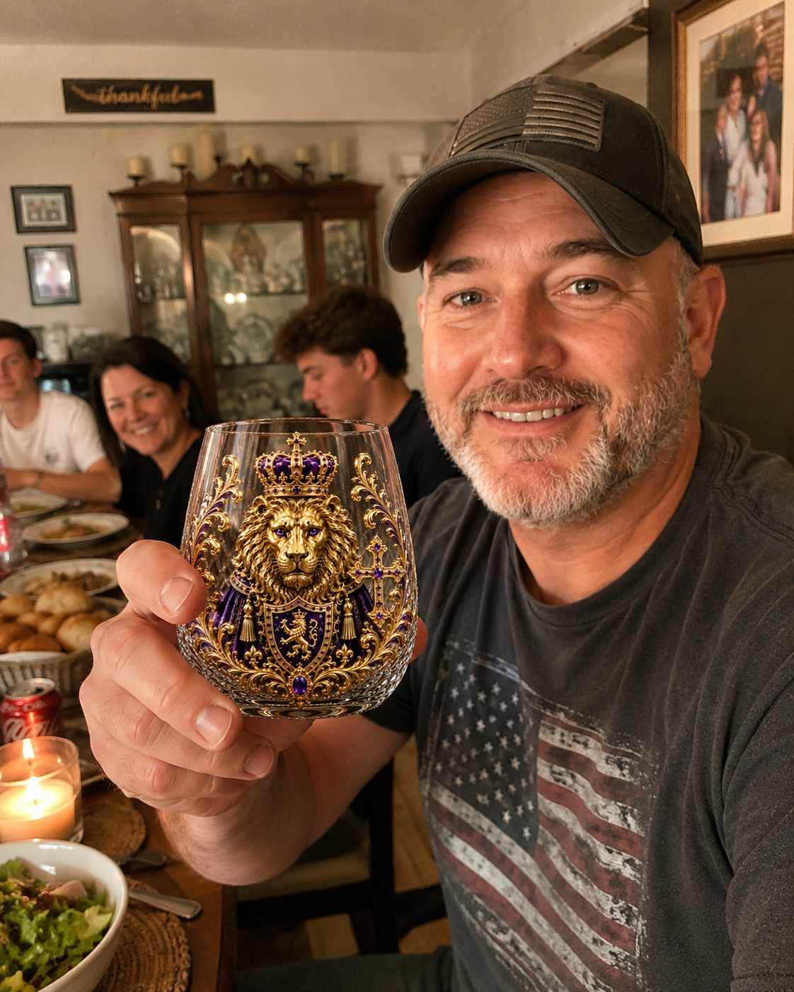 🦁👑 3D Royal Lion Glass Art Cup | Luxury Raised Whiskey Glass with Crowned Lion Design, Collectible Barware & Gift for Whiskey Lovers